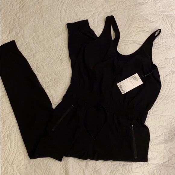 NWT athleta unbound jumpsuit black small medium - Picture 8 of 12